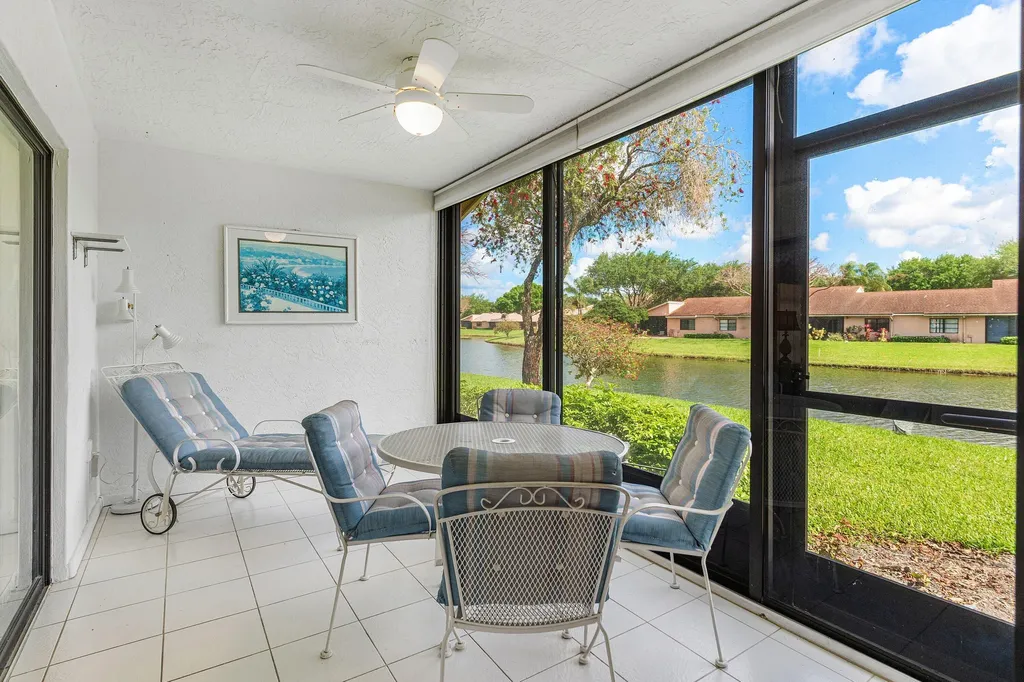 8298 Springlake Drive Boca Raton FL 33496