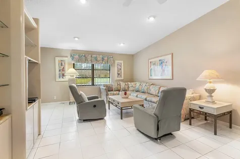 8298 Springlake Drive Boca Raton FL 33496