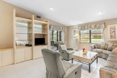 8298 Springlake Drive Boca Raton FL 33496