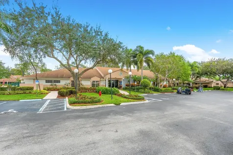 8298 Springlake Drive Boca Raton FL 33496