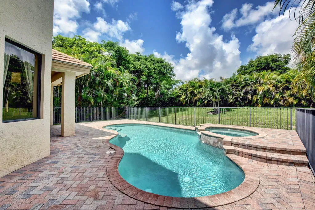 3424 Collonade Drive Wellington FL 33449