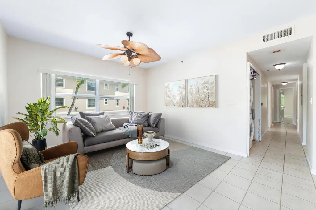 2901 Riverside Drive Coral Springs FL 33065