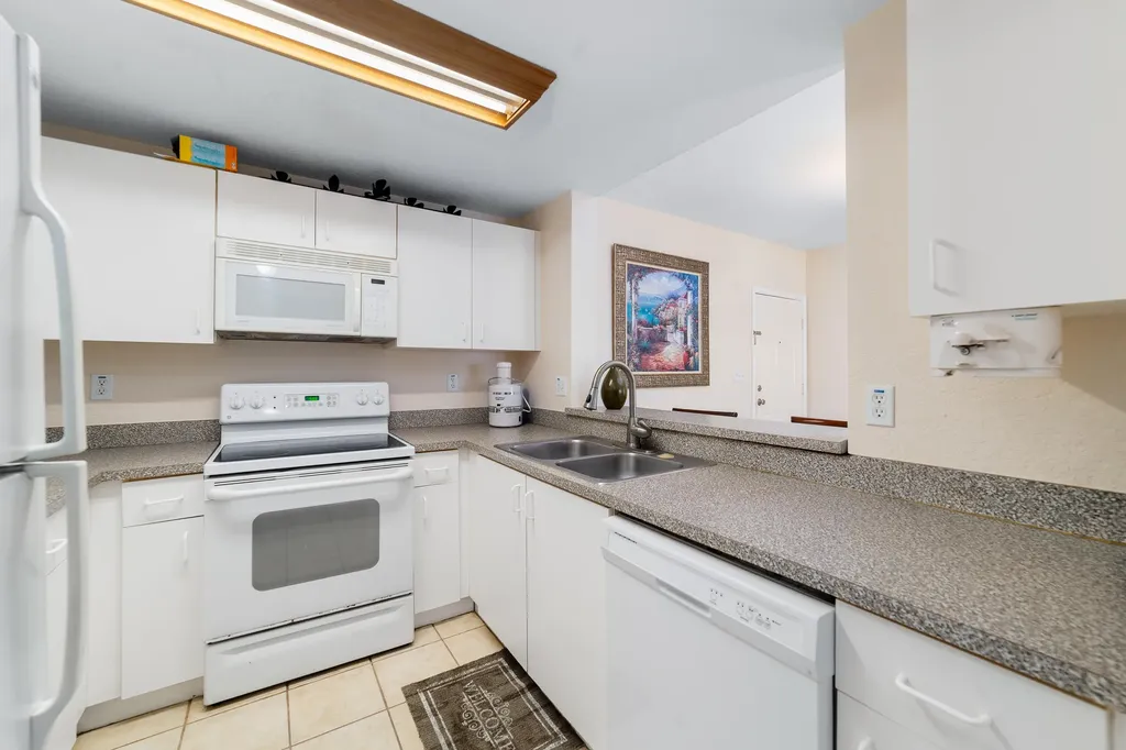2901 Riverside Drive Coral Springs FL 33065
