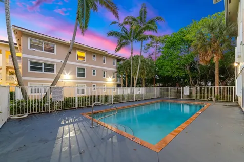2901 Riverside Drive Coral Springs FL 33065