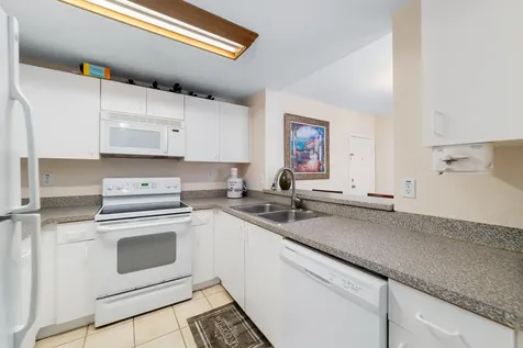 2901 Riverside Drive Coral Springs FL 33065
