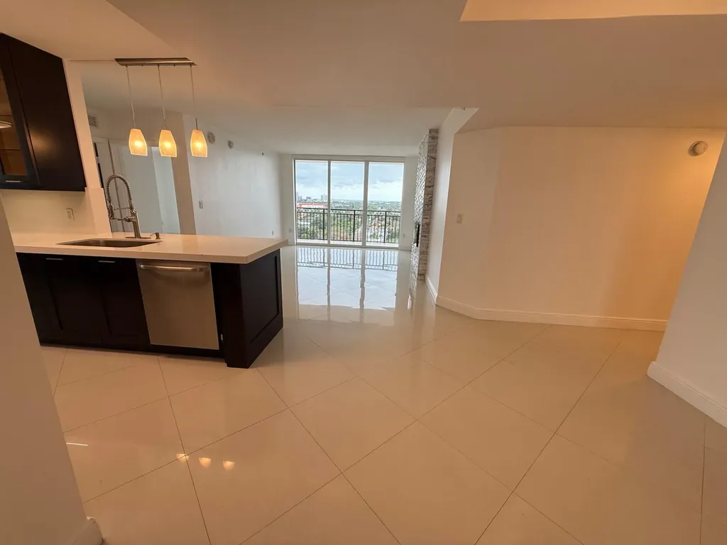 3232 Coral Way Miami FL 33145