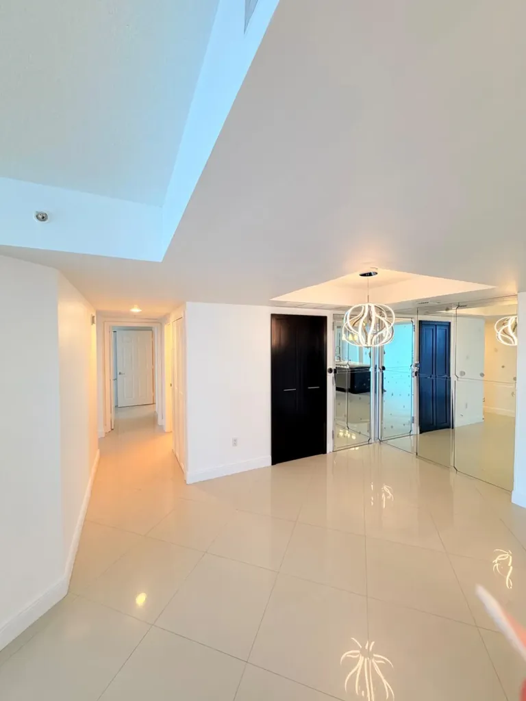 3232 Coral Way Miami FL 33145