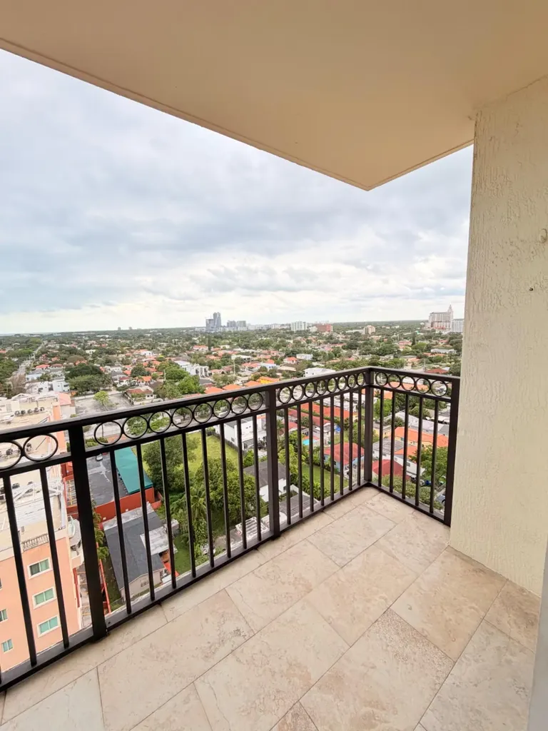 3232 Coral Way Miami FL 33145