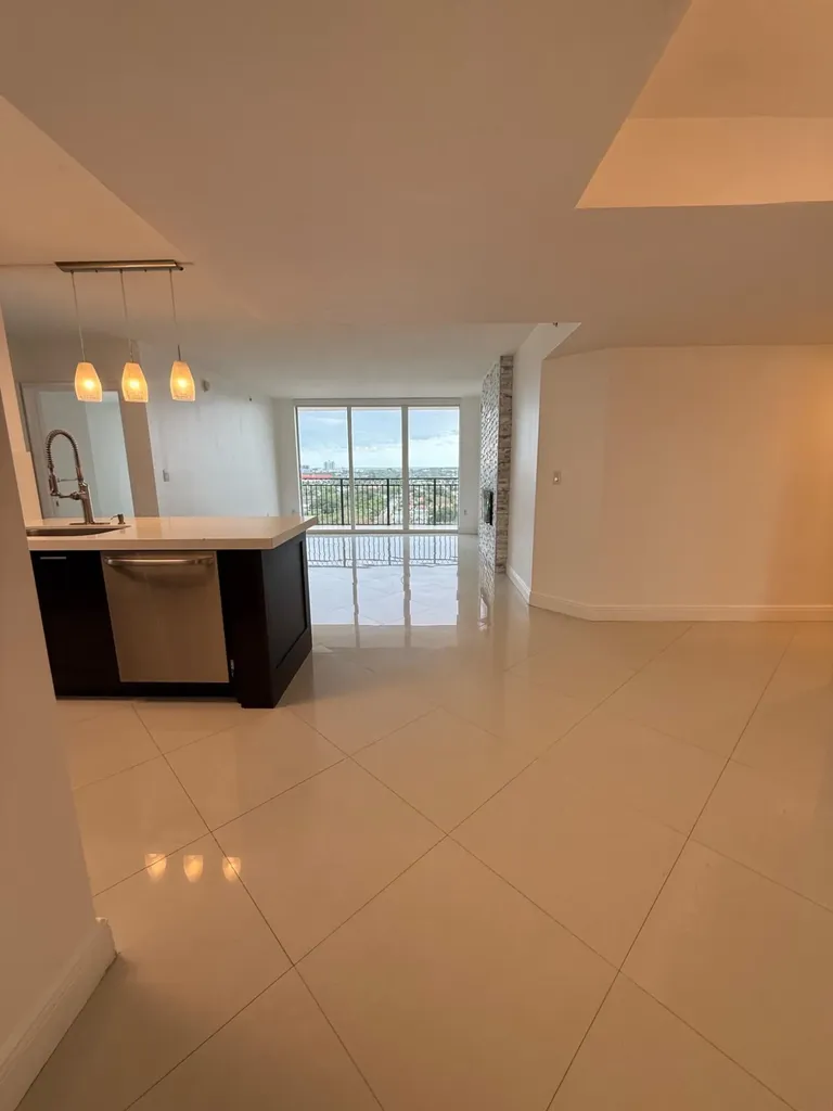 3232 Coral Way Miami FL 33145