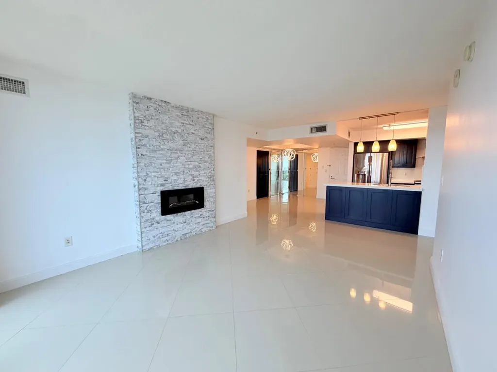 3232 Coral Way Miami FL 33145