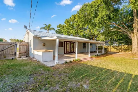 2255 15th Avenue SW Vero Beach FL 32962