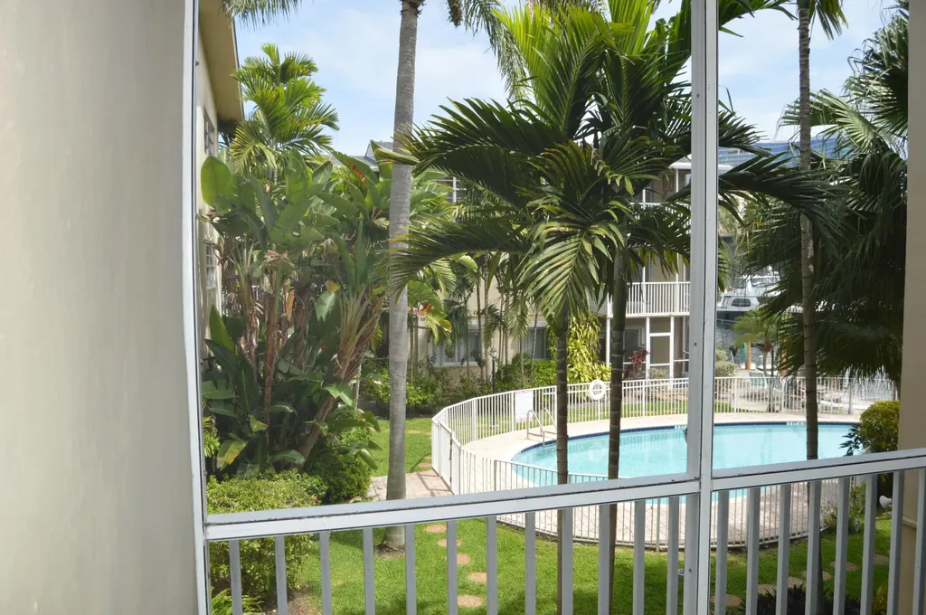1500 SE 15th Street Fort Lauderdale FL 33316