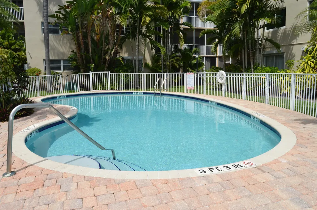 1500 SE 15th Street Fort Lauderdale FL 33316