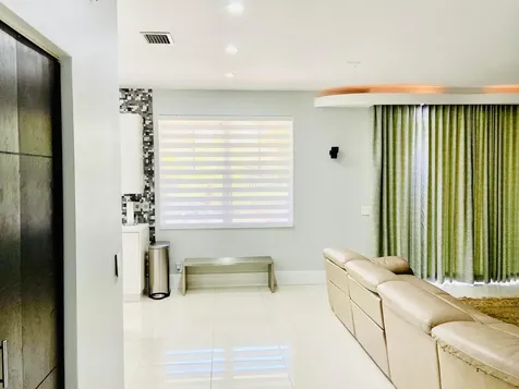 3898 Falcon Ridge Circle Weston FL 33331