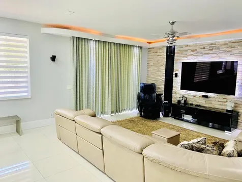 3898 Falcon Ridge Circle Weston FL 33331
