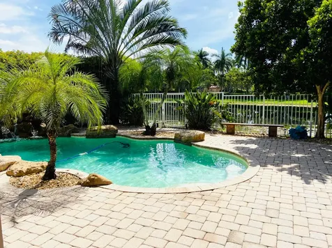 3898 Falcon Ridge Circle Weston FL 33331