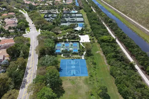 6666 NW 127th Terrace Parkland FL 33076