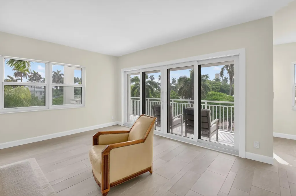 1000 Lowry Street Delray Beach FL 33483