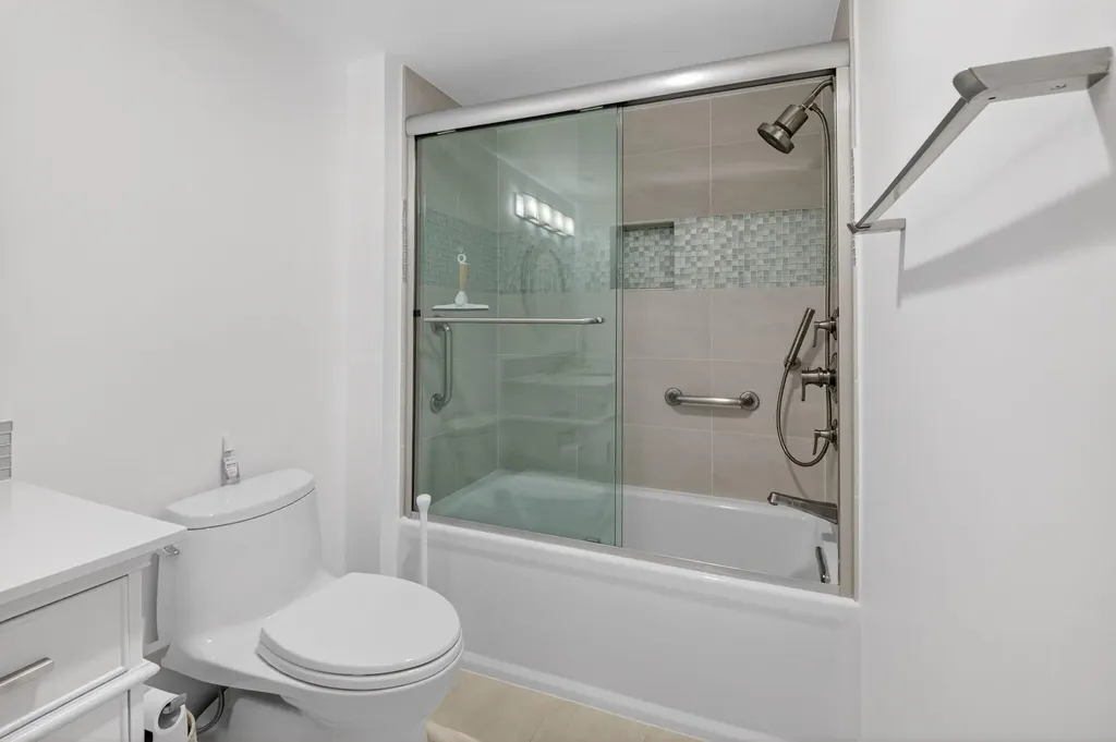 1000 Lowry Street Delray Beach FL 33483