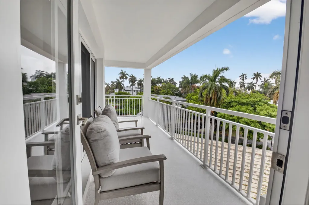 1000 Lowry Street Delray Beach FL 33483