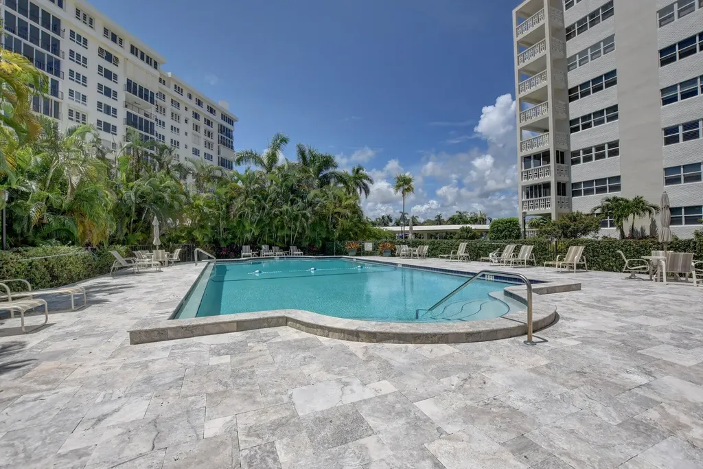 1000 Lowry Street Delray Beach FL 33483