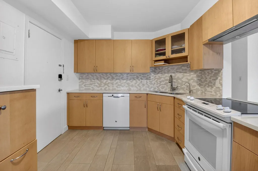 1000 Lowry Street Delray Beach FL 33483