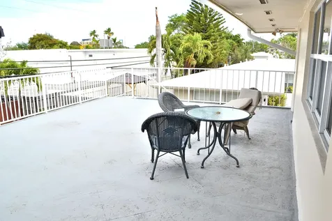 2633 Middle River Drive Fort Lauderdale FL