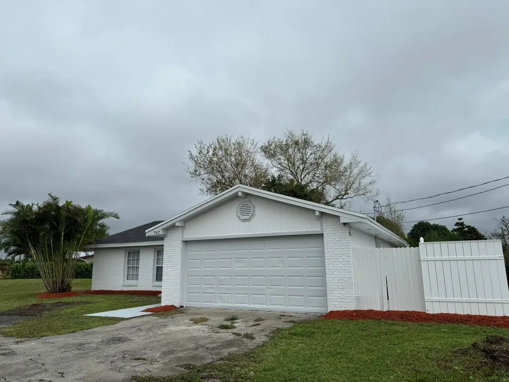 747 E Prima Vista Boulevard Port St Lucie FL 34952