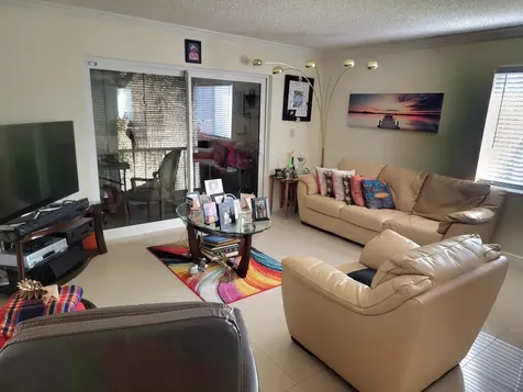 8140 SW 24th Street North Lauderdale FL 33068