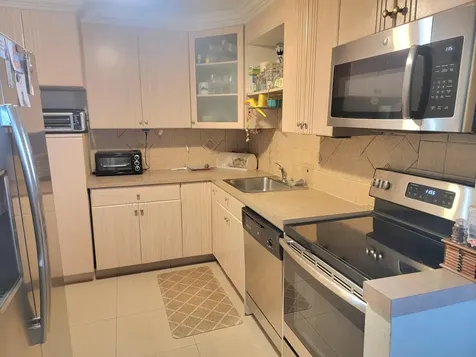 8140 SW 24th Street North Lauderdale FL 33068