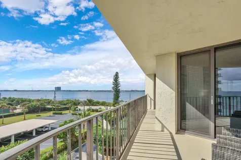 5420 N Ocean Drive Singer Island FL 33404