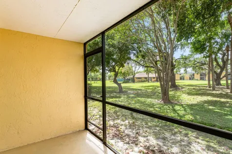 507 Meadows Circle Boynton Beach FL 33436