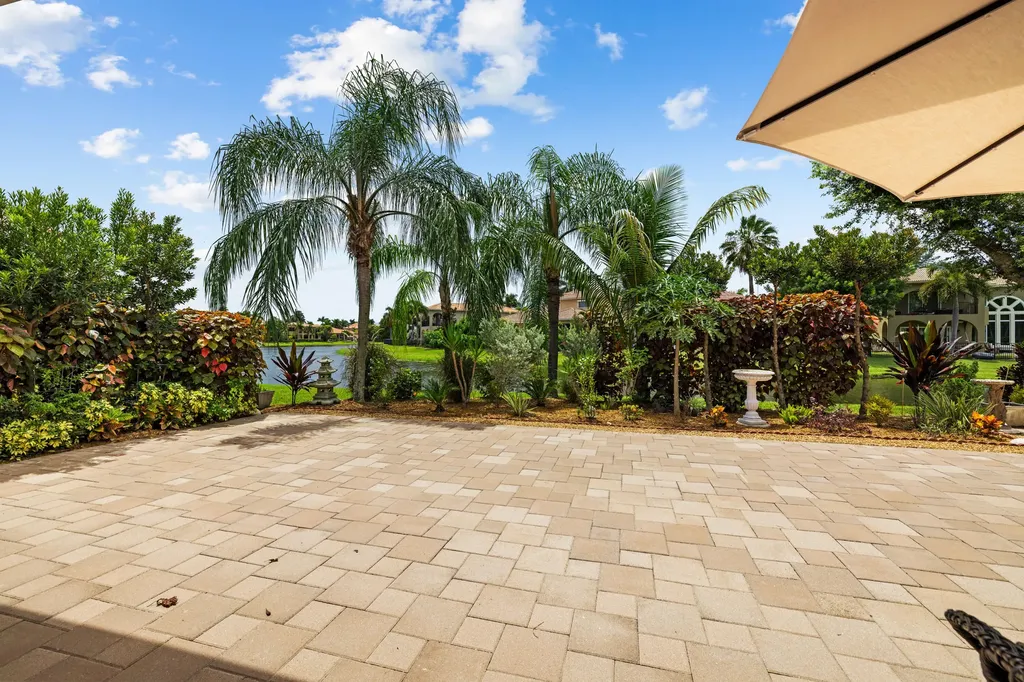 8605 Club Estates Way Lake Worth FL 33467