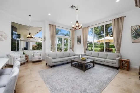 8605 Club Estates Way Lake Worth FL 33467