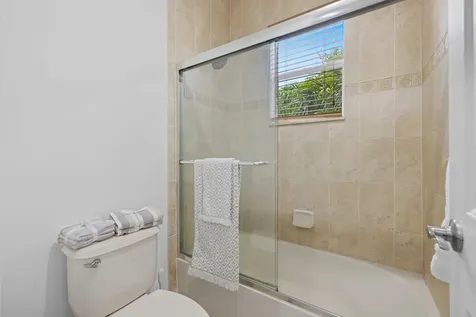 8605 Club Estates Way Lake Worth FL 33467
