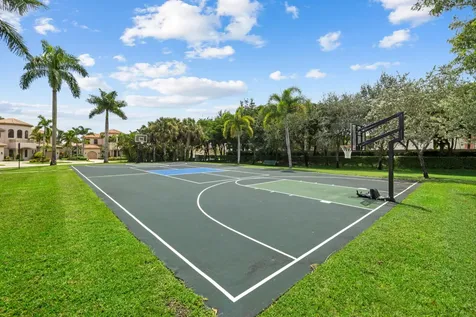 8605 Club Estates Way Lake Worth FL 33467