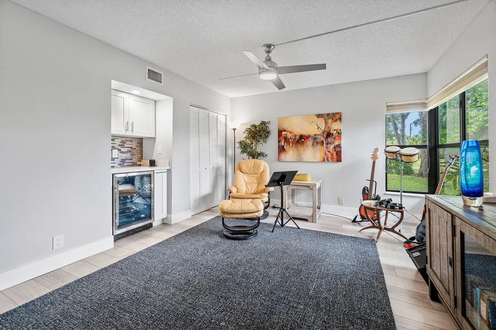 5121 Oakhill Lane Delray Beach FL 33484