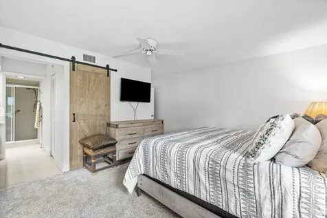 5121 Oakhill Lane Delray Beach FL 33484