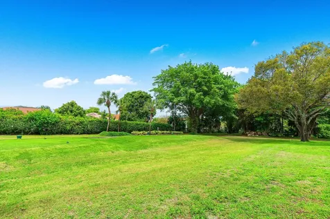 5121 Oakhill Lane Delray Beach FL 33484