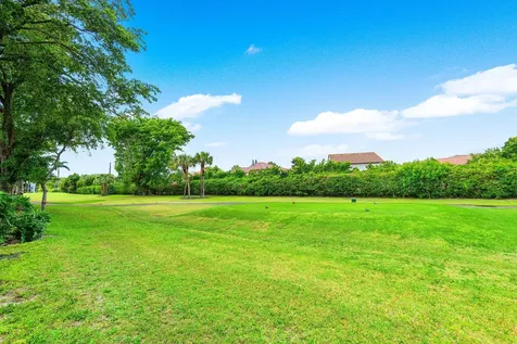 5121 Oakhill Lane Delray Beach FL 33484
