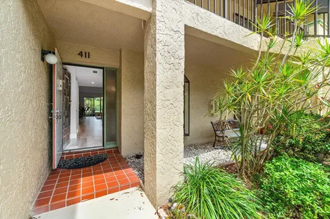 5121 Oakhill Lane Delray Beach FL 33484