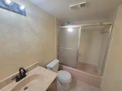 7900 NW 50th Street Lauderhill FL 33351