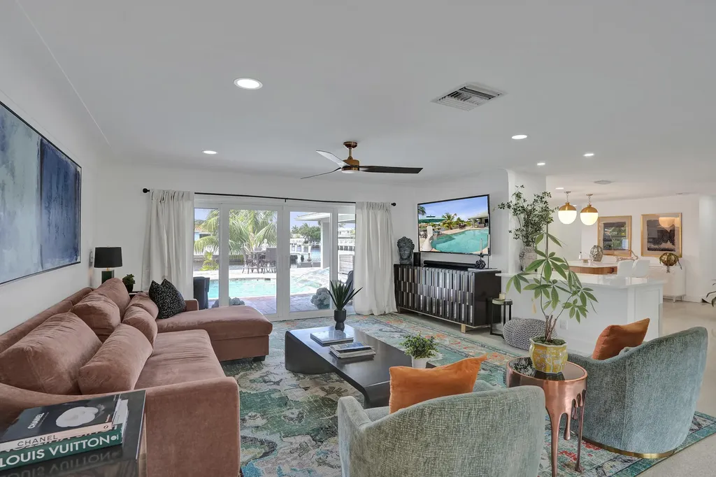 5711 Bayview Drive Fort Lauderdale FL 33308