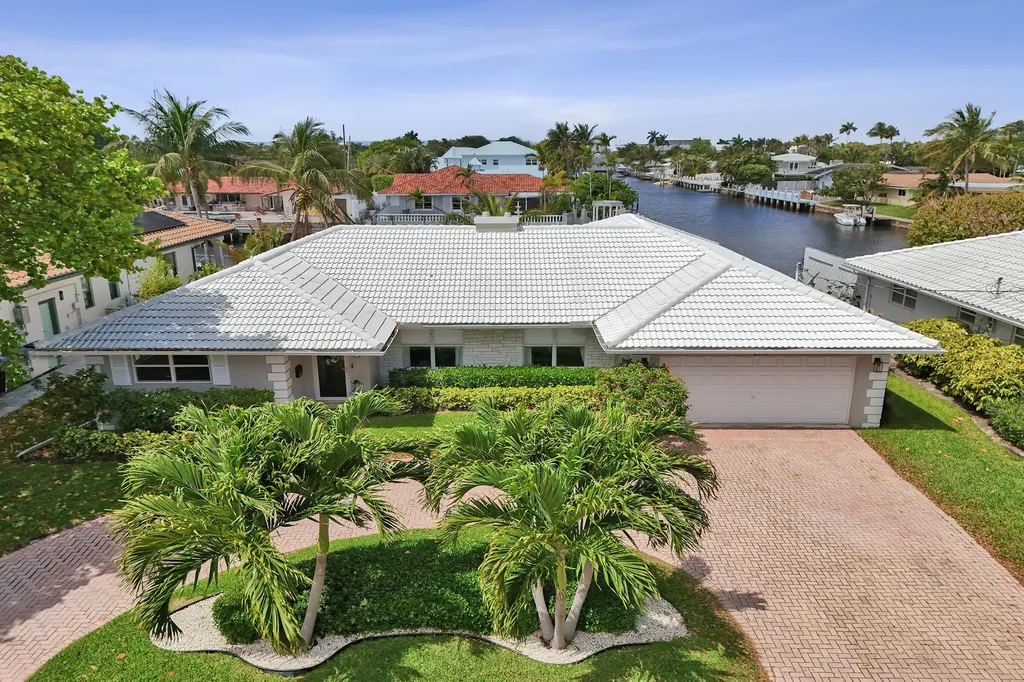5711 Bayview Drive Fort Lauderdale FL 33308