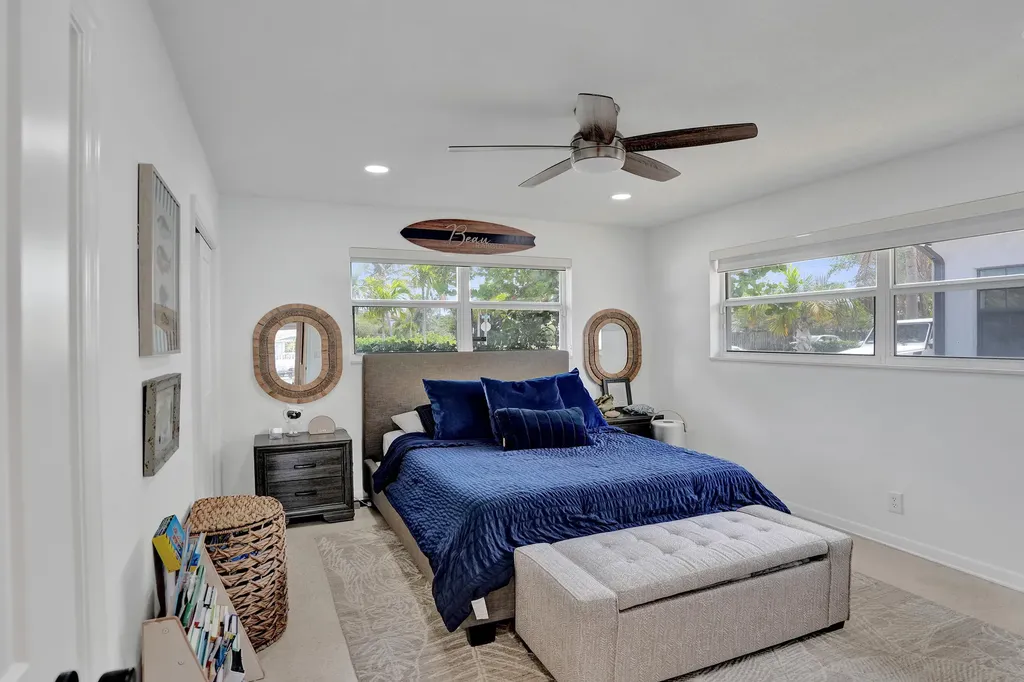 5711 Bayview Drive Fort Lauderdale FL 33308