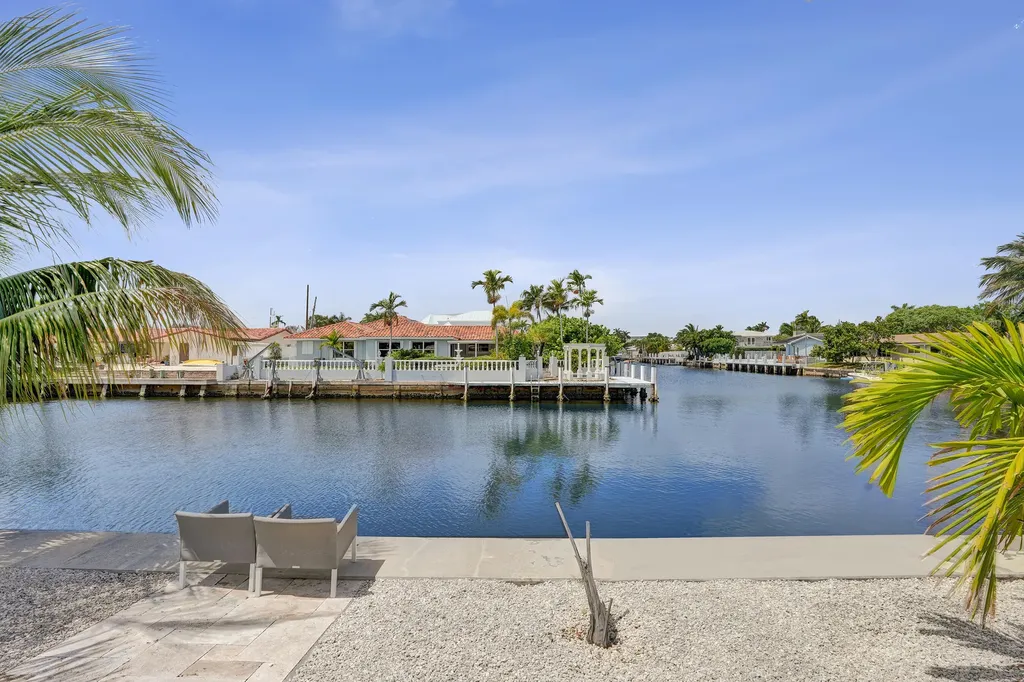 5711 Bayview Drive Fort Lauderdale FL 33308