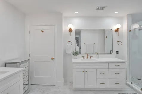5711 Bayview Drive Fort Lauderdale FL 33308