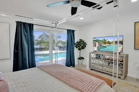 5711 Bayview Drive Fort Lauderdale FL 33308