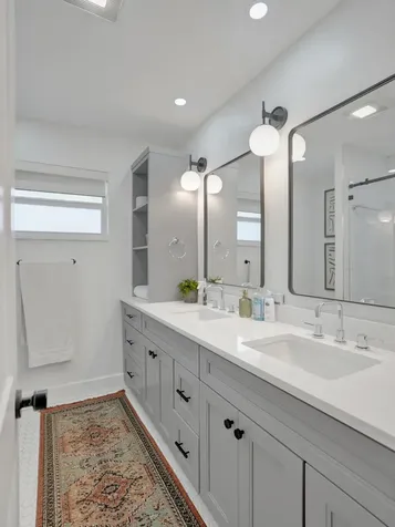 5711 Bayview Drive Fort Lauderdale FL 33308