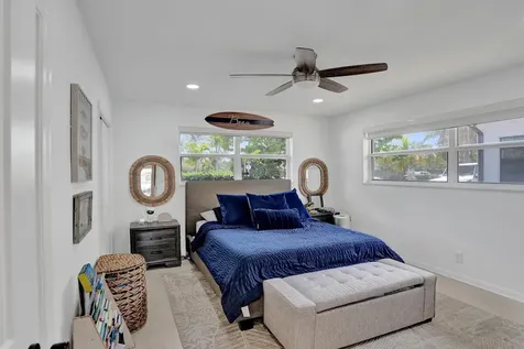 5711 Bayview Drive Fort Lauderdale FL 33308